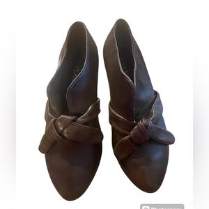 RYLKO Polish made natural leather pumps EUC no flaws. Very gently worn